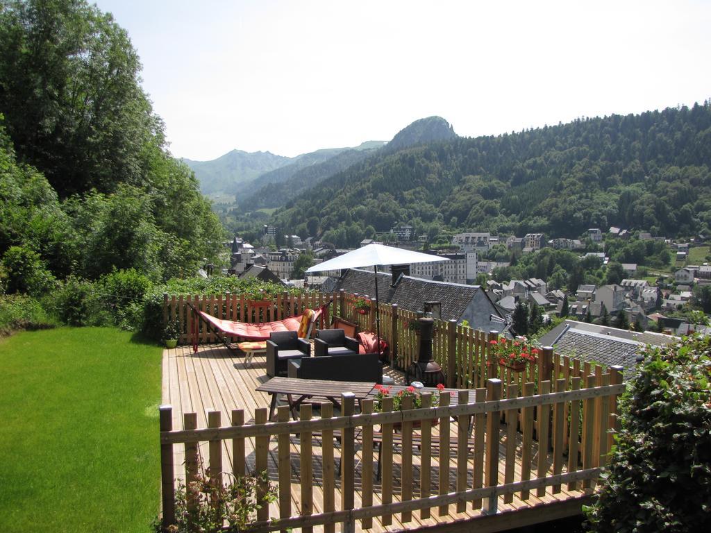 Ferienwohnung Les Camelias Le Mont-Dore Exterior foto