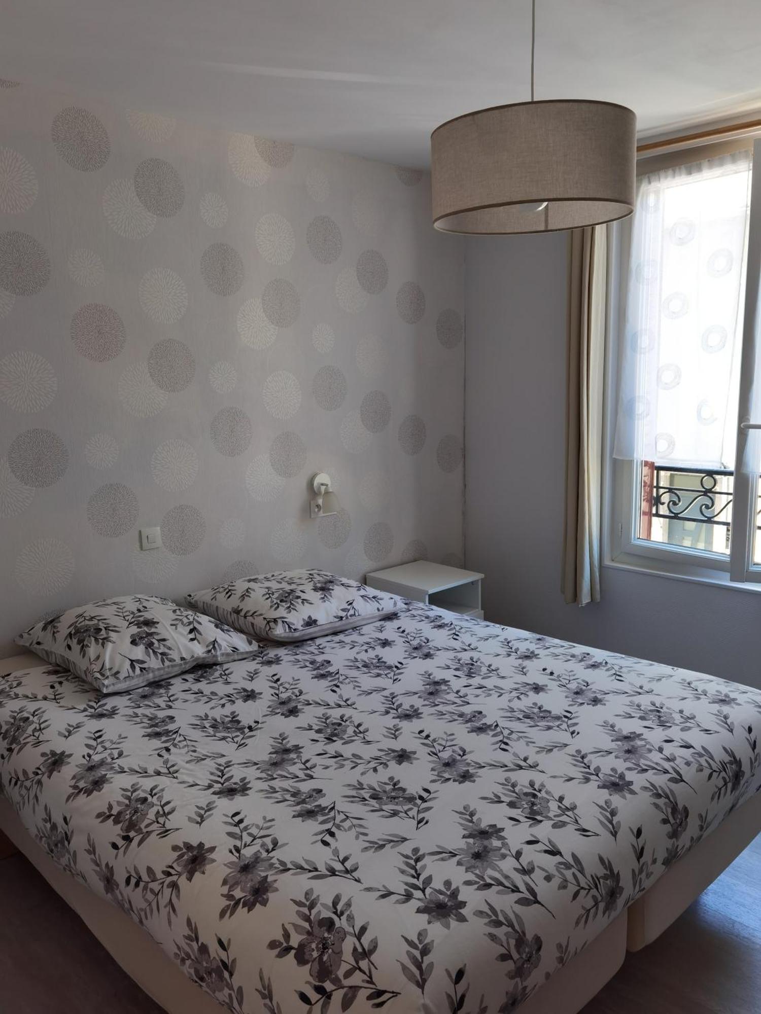 Ferienwohnung Les Camelias Le Mont-Dore Exterior foto