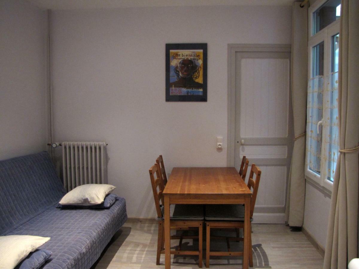 Ferienwohnung Les Camelias Le Mont-Dore Exterior foto